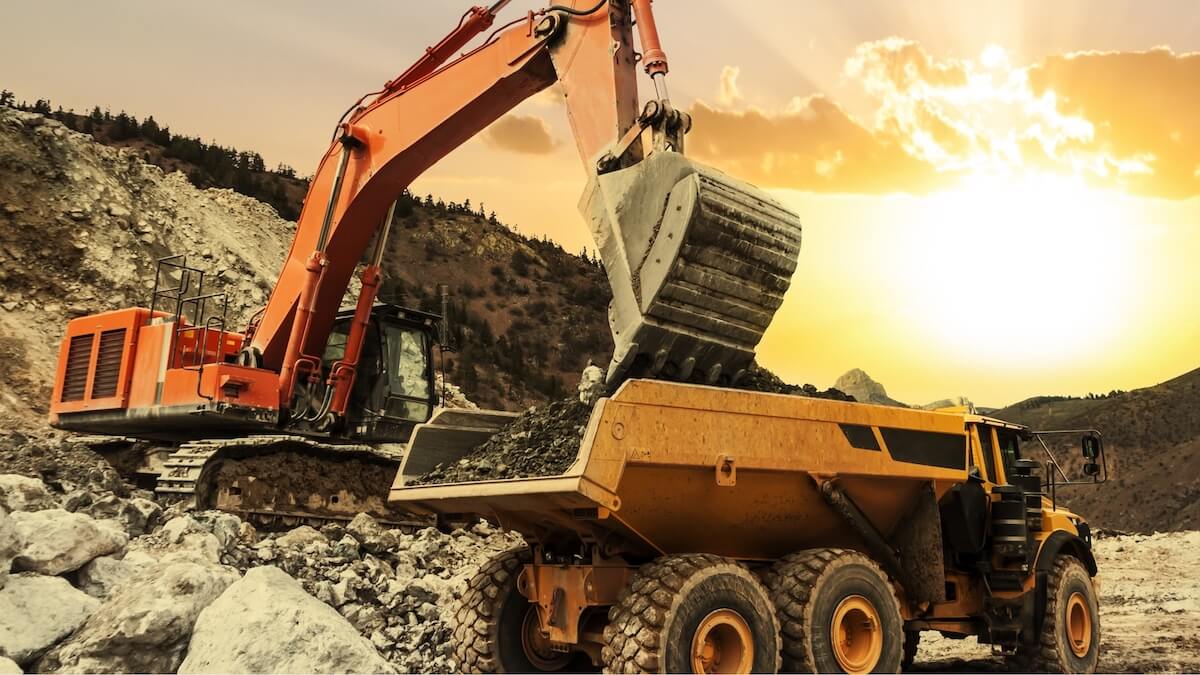 Heavy Equipment Dealers Prepare to Maximize Growth into 2023